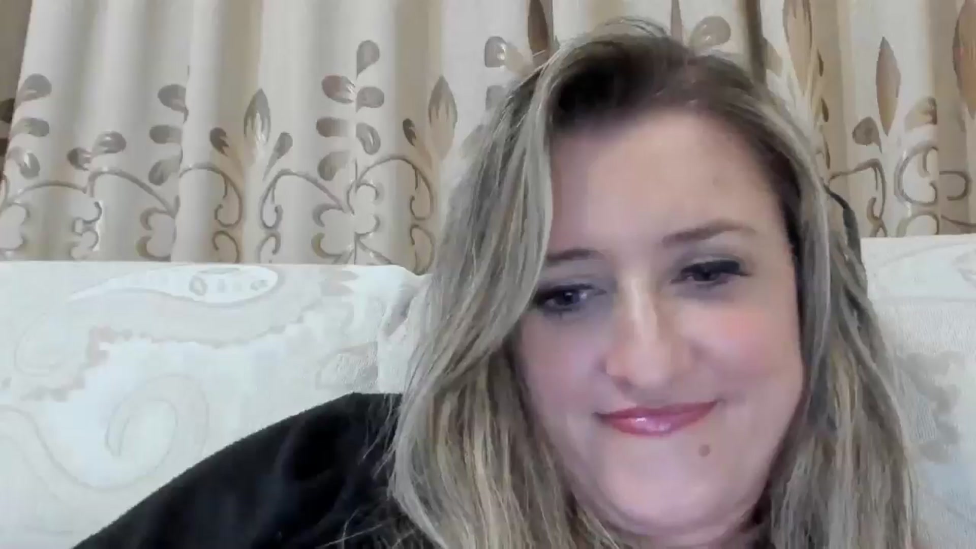 Gallery image thumbnail from BestDream's myfreecams stream on, 10/04/2025, 01:10 image 8 of 20