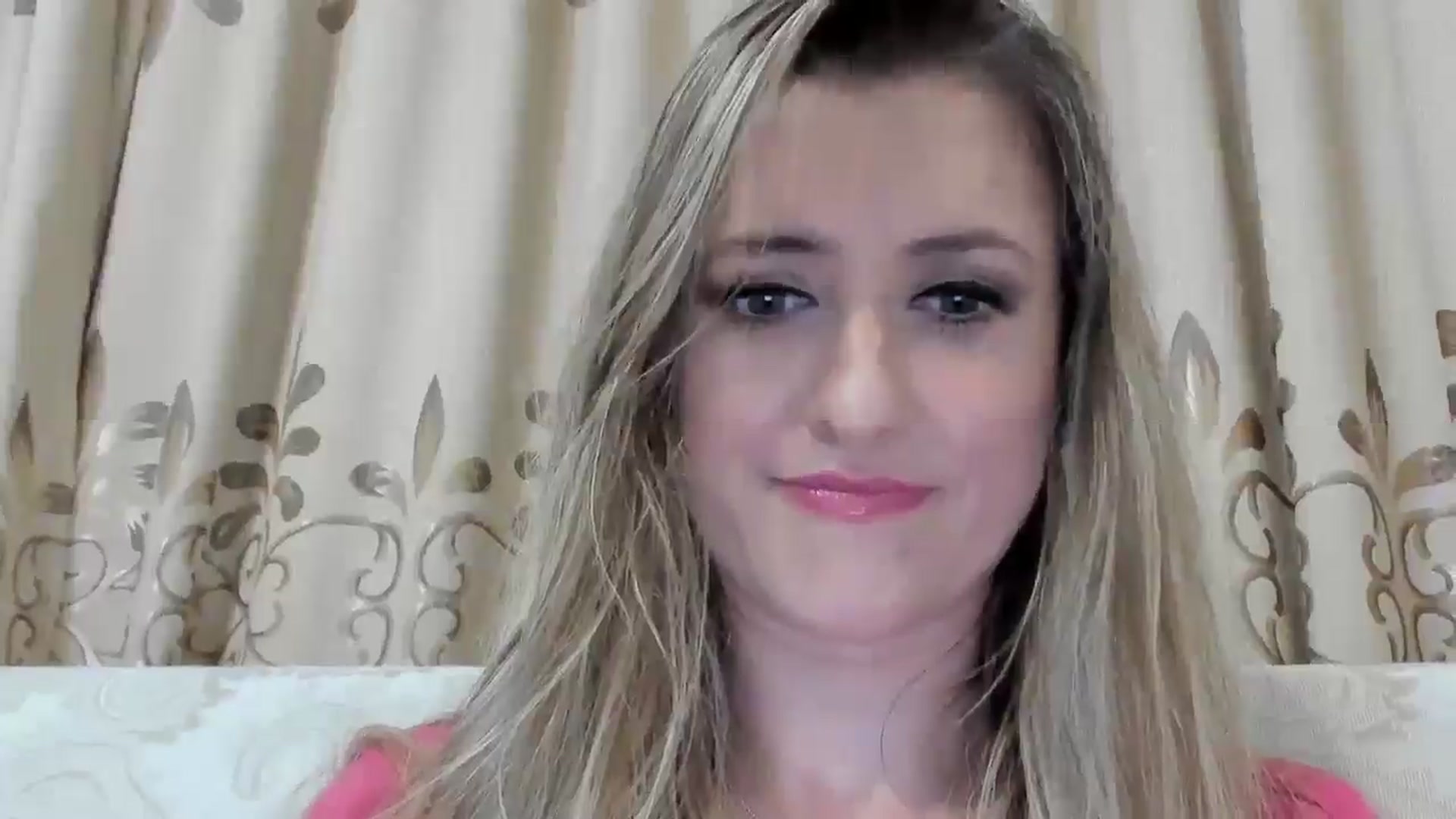 Gallery image thumbnail from BestDream's myfreecams stream on, 10/04/2025, 23:11 image 10 of 20