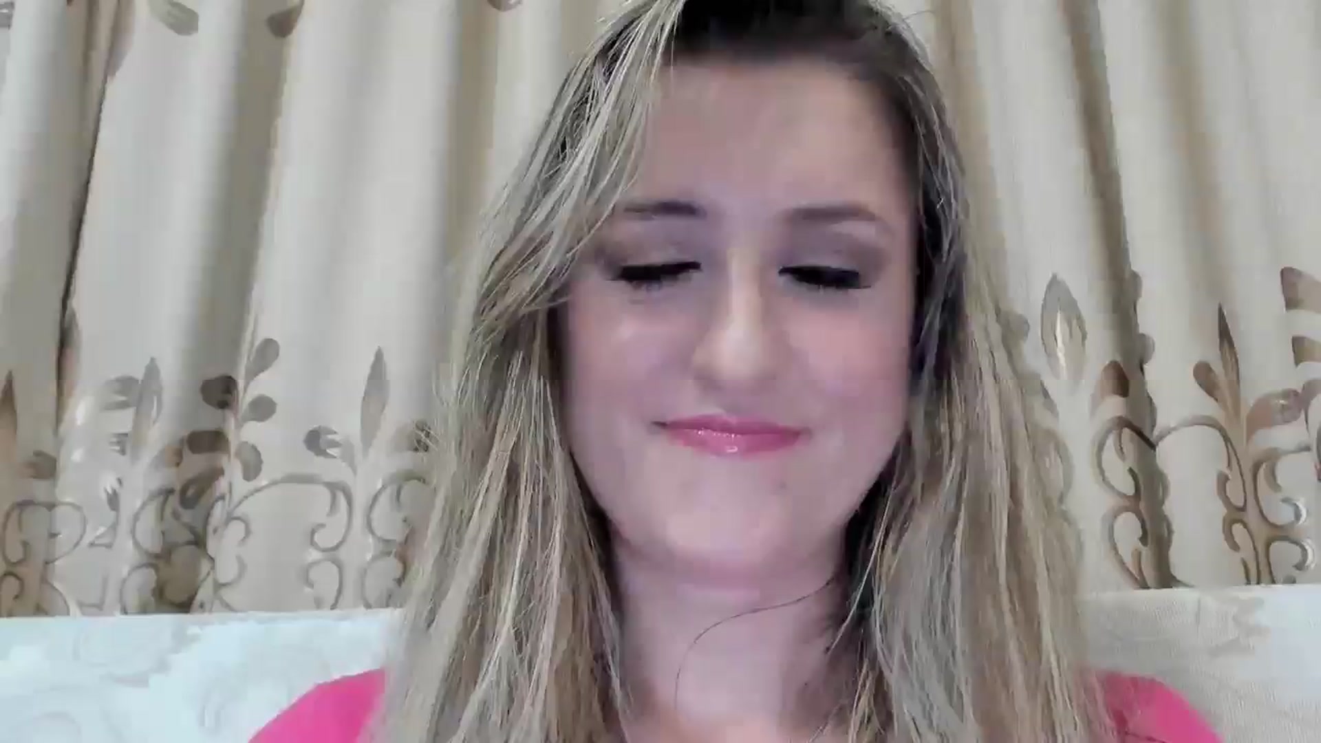 Gallery image thumbnail from BestDream's myfreecams stream on, 10/05/2025, 24:16 image 1 of 20