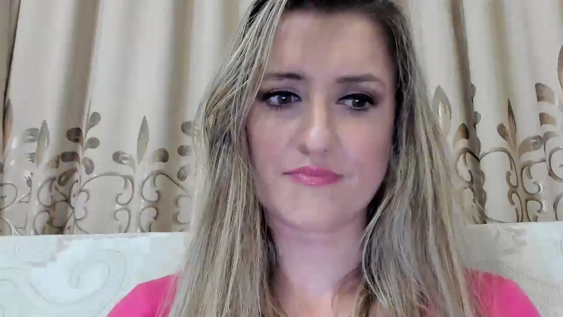 Gallery image thumbnail from BestDream's myfreecams stream on, 10/05/2025, 24:16 image 15 of 20