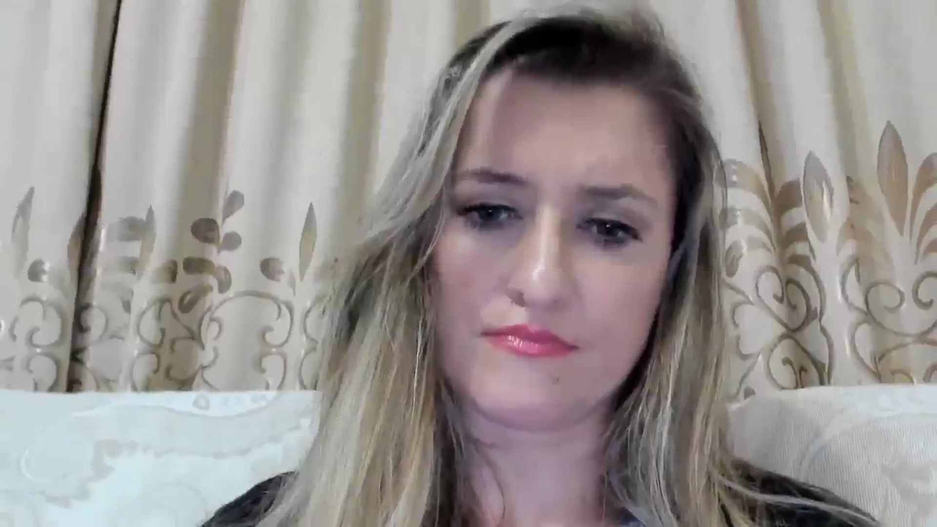 Gallery image thumbnail from BestDream's myfreecams stream on, 10/05/2025, 23:38 image 18 of 20
