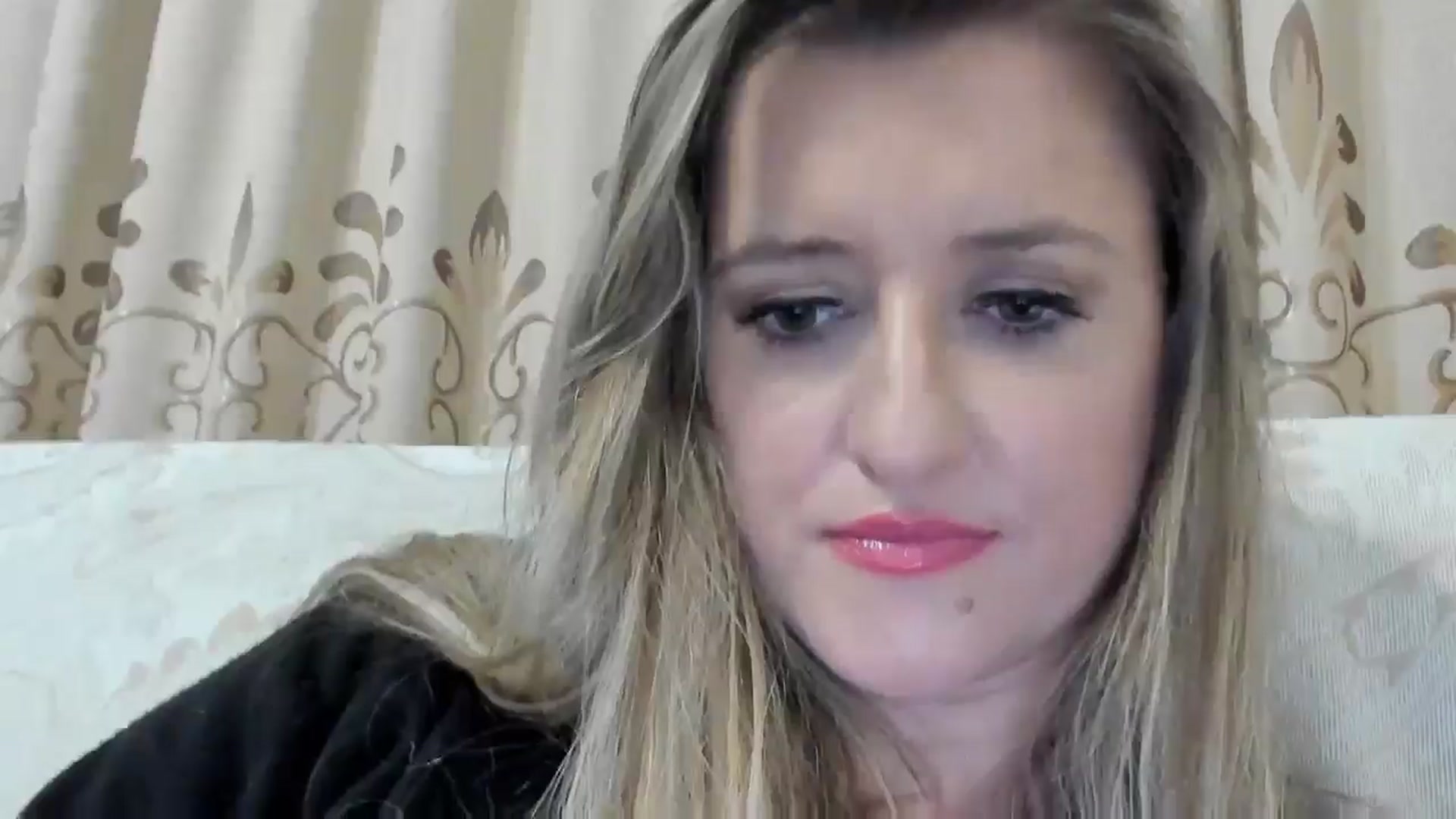 Gallery image thumbnail from BestDream's myfreecams stream on, 10/05/2025, 23:38 image 20 of 20