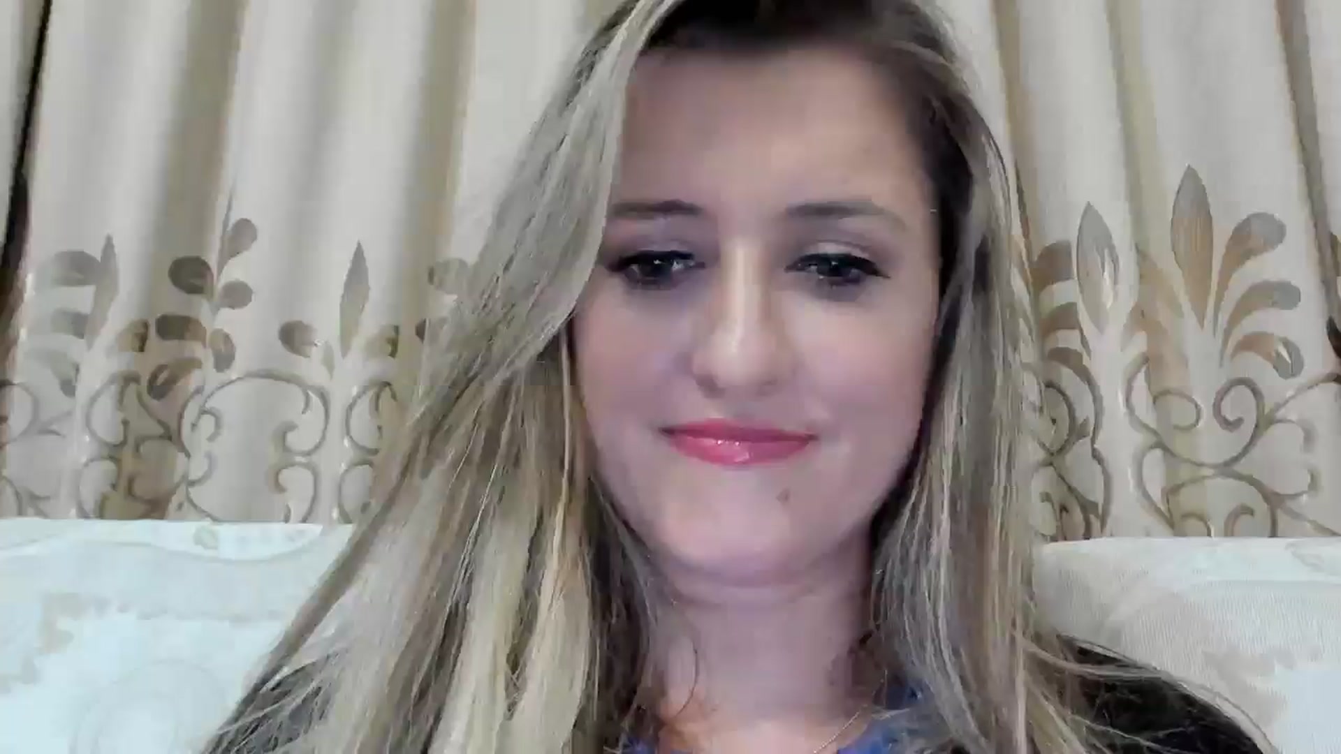Gallery image thumbnail from BestDream's myfreecams stream on, 10/05/2025, 23:38 image 17 of 20