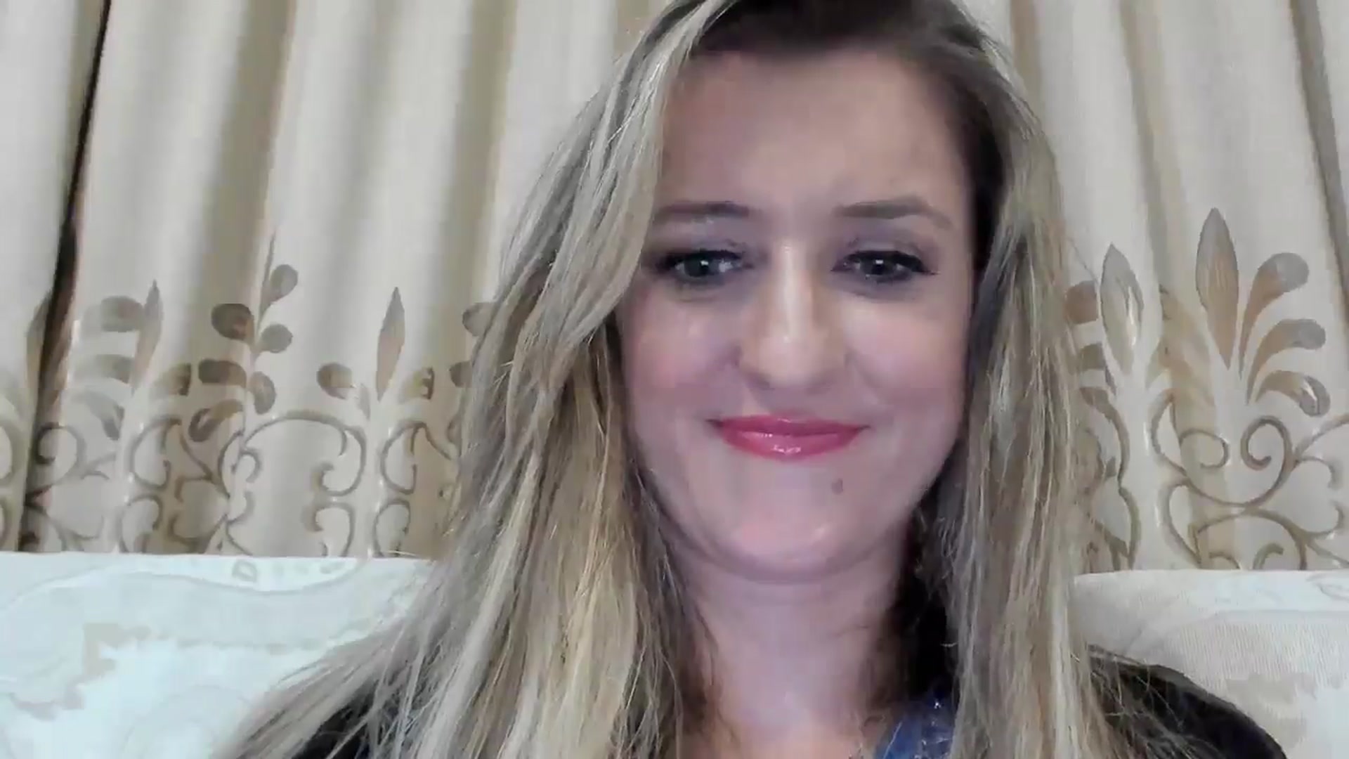 Gallery image thumbnail from BestDream's myfreecams stream on, 10/05/2025, 23:38 image 9 of 20