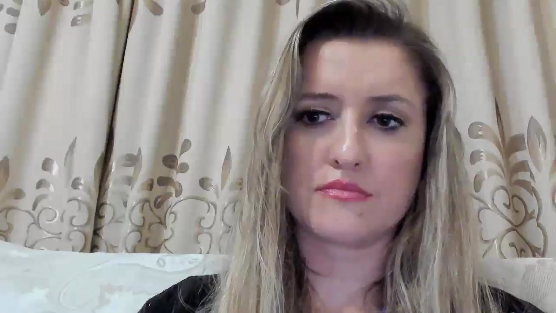 Gallery image thumbnail from BestDream's myfreecams stream on, 10/06/2025, 02:03 image 18 of 20