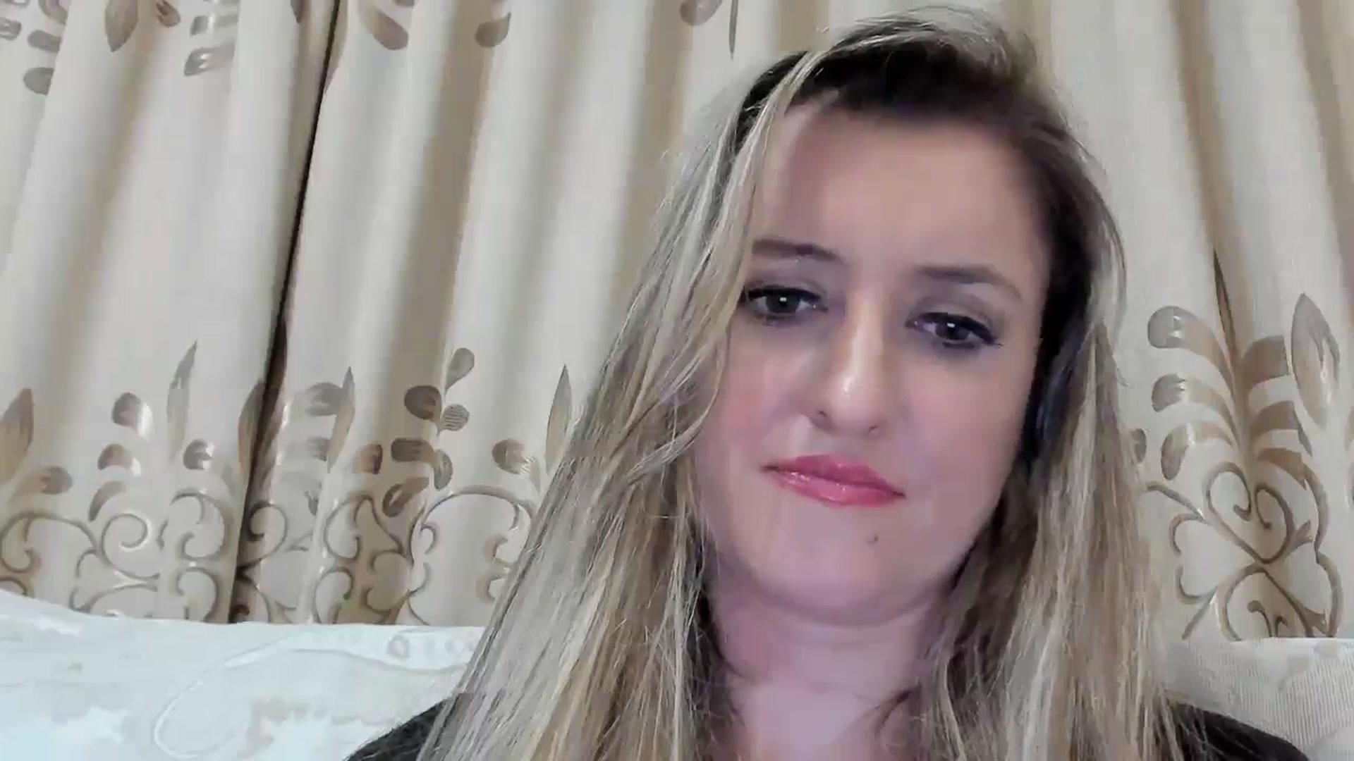 Gallery image thumbnail from BestDream's myfreecams stream on, 10/06/2025, 02:03 image 5 of 20