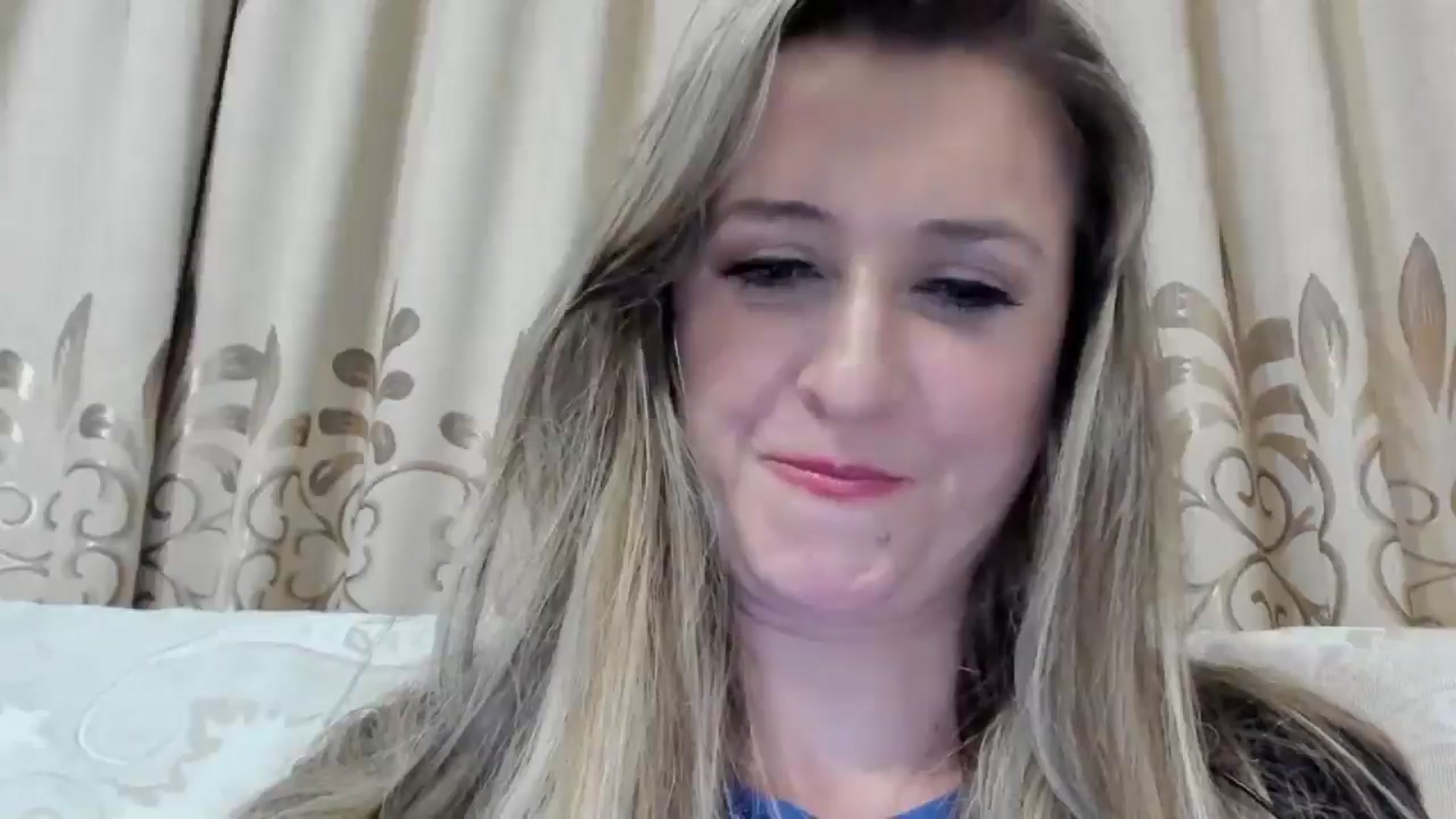 Gallery image thumbnail from BestDream's myfreecams stream on, 10/06/2025, 03:04 image 15 of 20