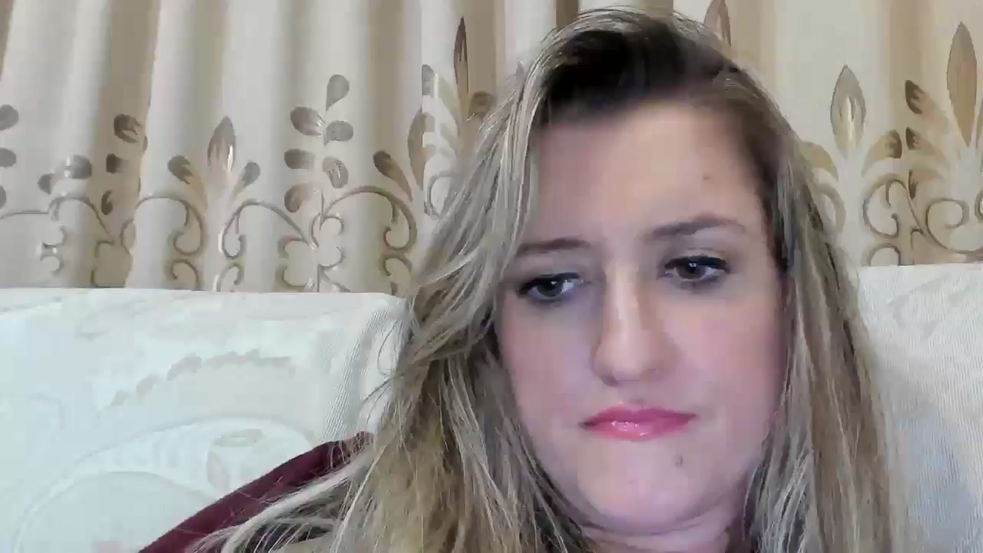 Gallery image thumbnail from BestDream's myfreecams stream on, 10/07/2025, 24:02 image 12 of 20