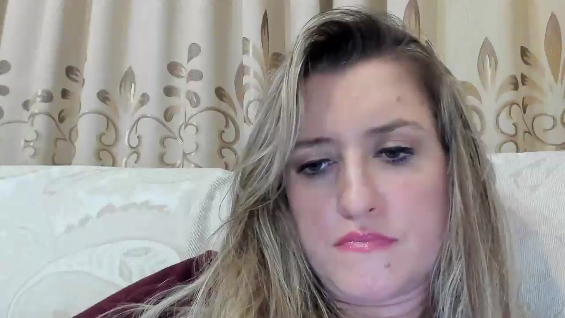 Gallery image thumbnail from BestDream's myfreecams stream on, 10/07/2025, 24:02 image 13 of 20