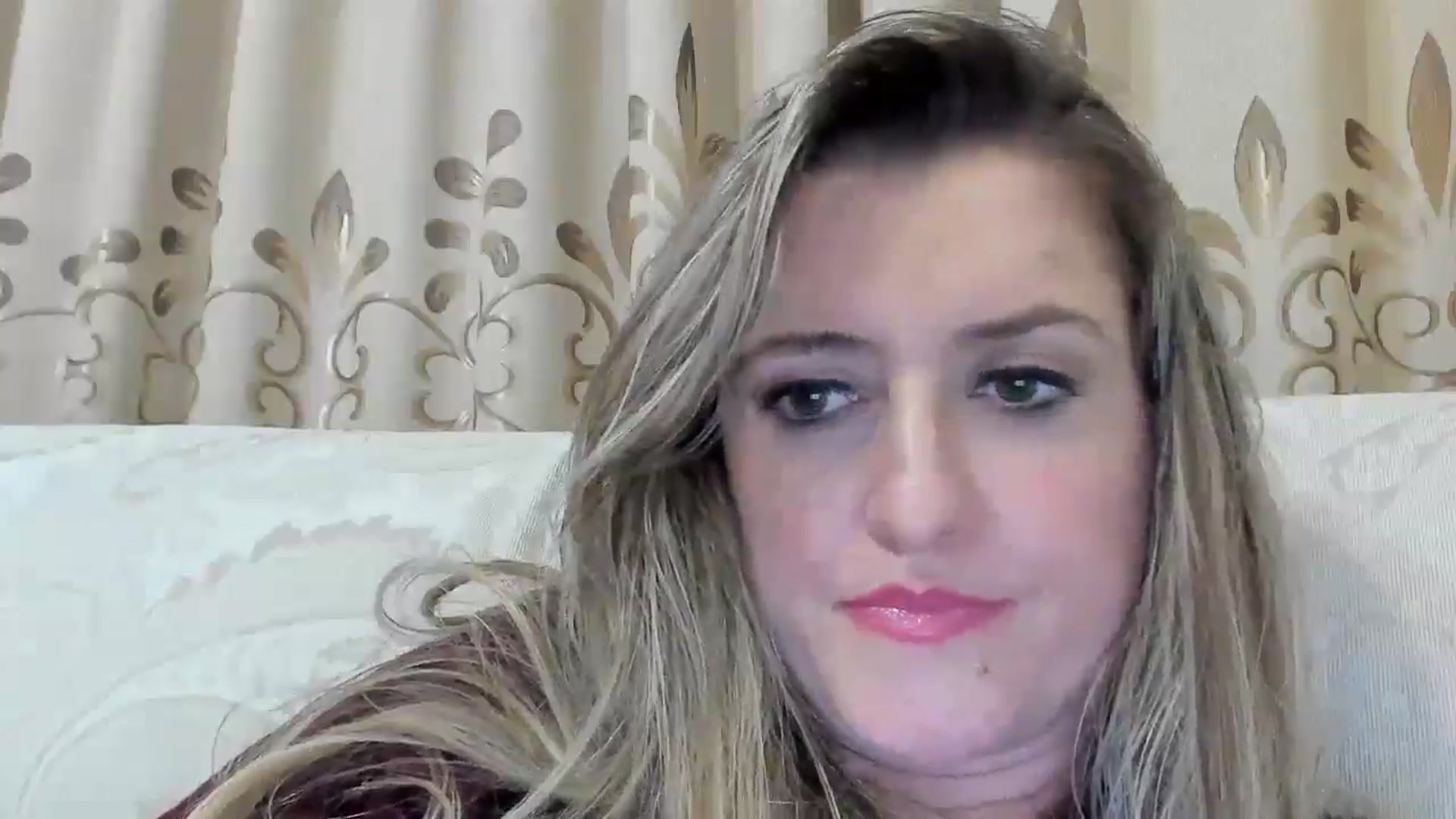 Gallery image thumbnail from BestDream's myfreecams stream on, 10/07/2025, 24:02 image 16 of 20
