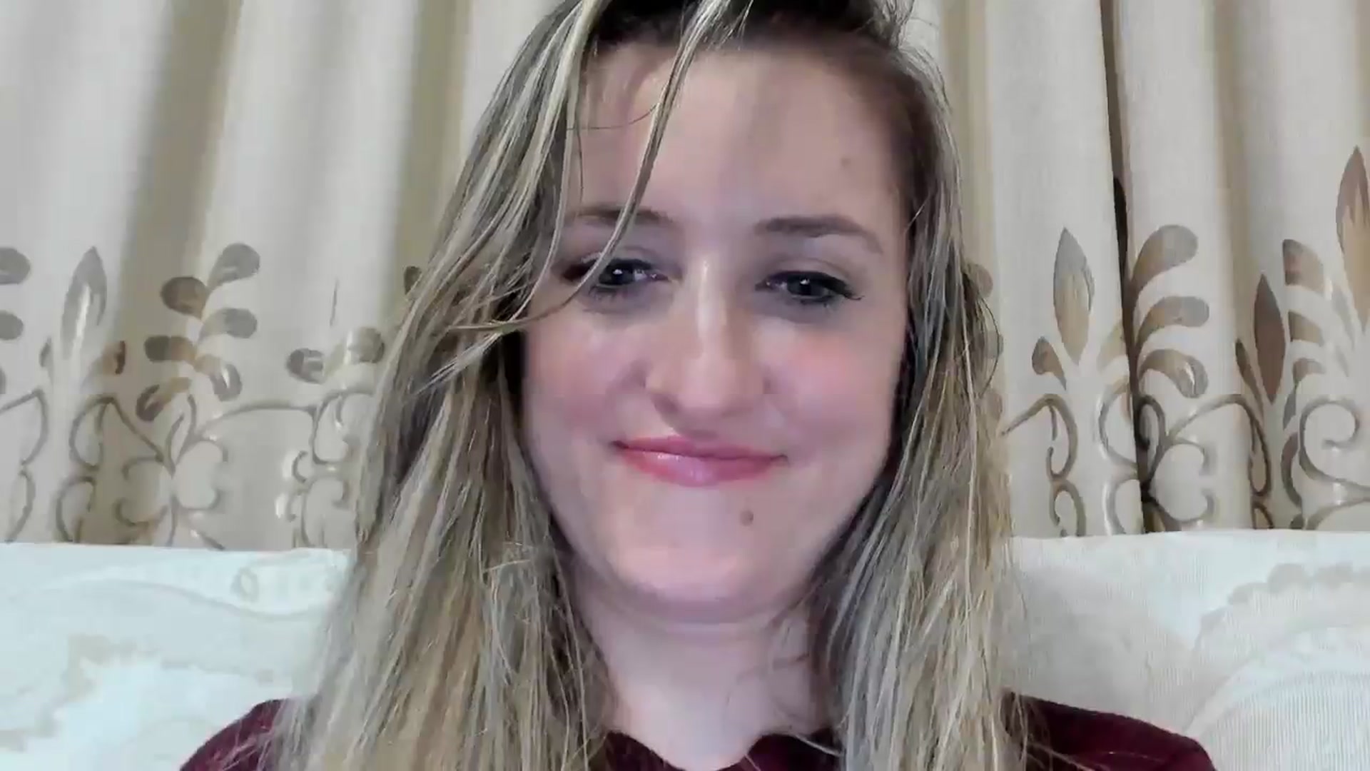 Gallery image thumbnail from BestDream's myfreecams stream on, 10/07/2025, 02:56 image 10 of 20
