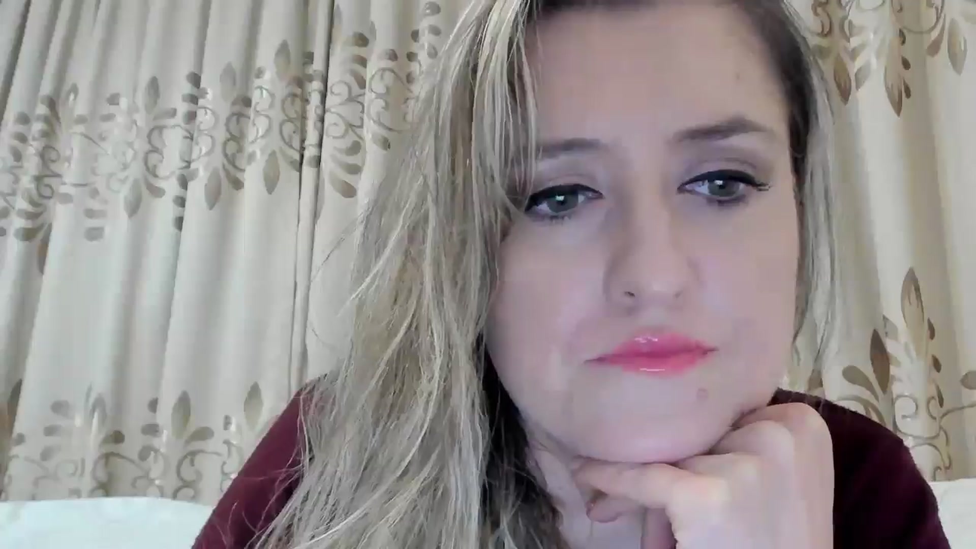 Gallery image thumbnail from BestDream's myfreecams stream on, 10/07/2025, 23:44 image 6 of 20