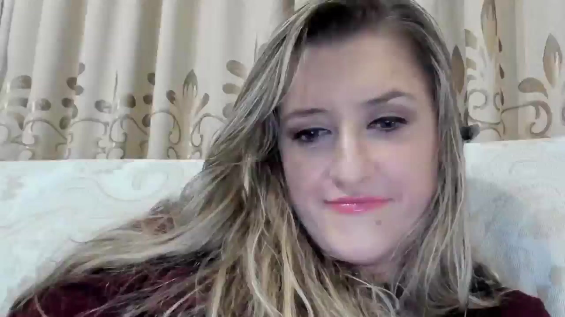 Gallery image thumbnail from BestDream's myfreecams stream on, 10/08/2025, 02:42 image 10 of 20