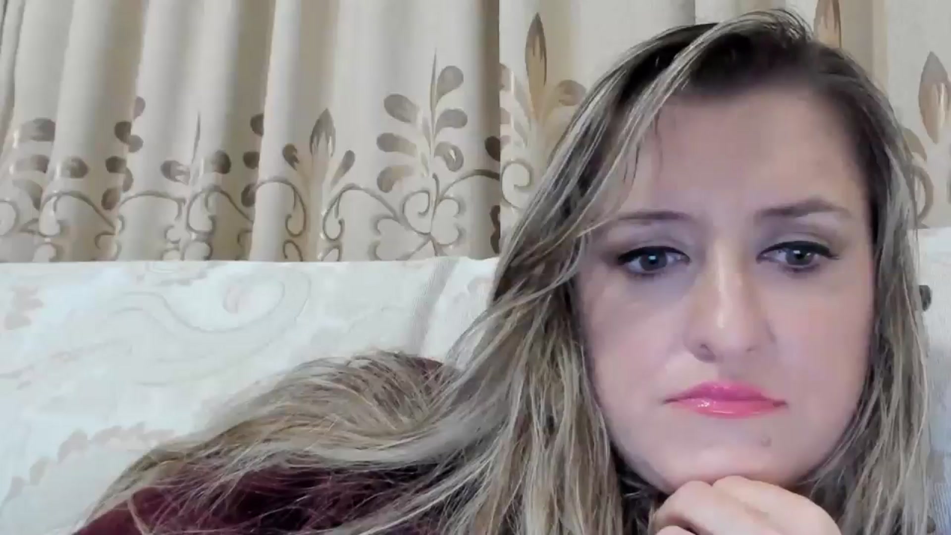 Gallery image thumbnail from BestDream's myfreecams stream on, 10/08/2025, 02:42 image 2 of 20
