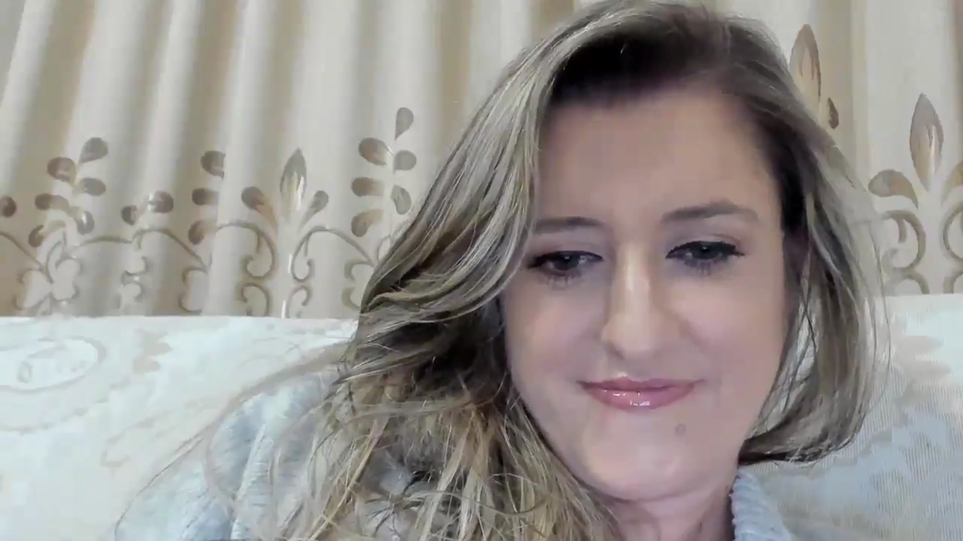 Gallery image thumbnail from BestDream's myfreecams stream on, 10/12/2025, 22:55 image 3 of 20