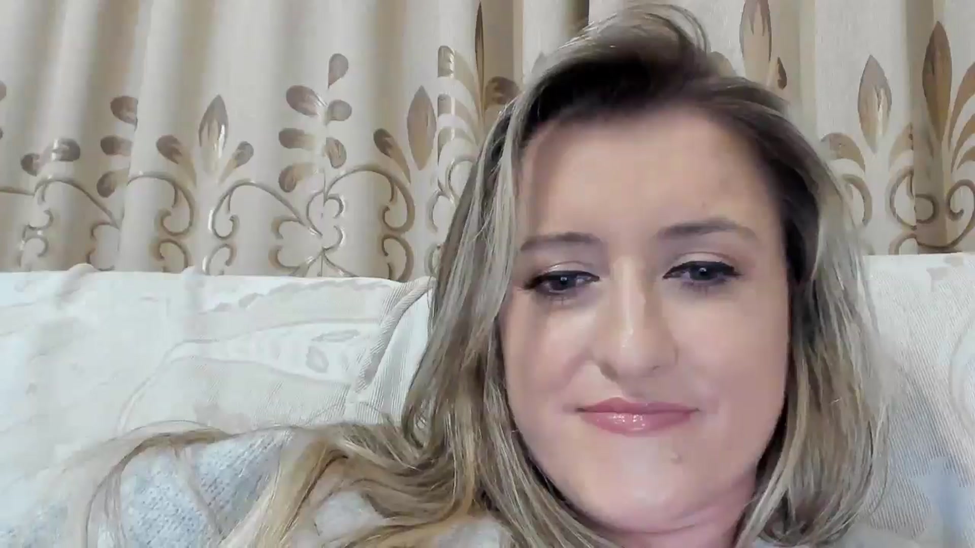 Gallery image thumbnail from BestDream's myfreecams stream on, 10/13/2025, 02:36 image 6 of 20