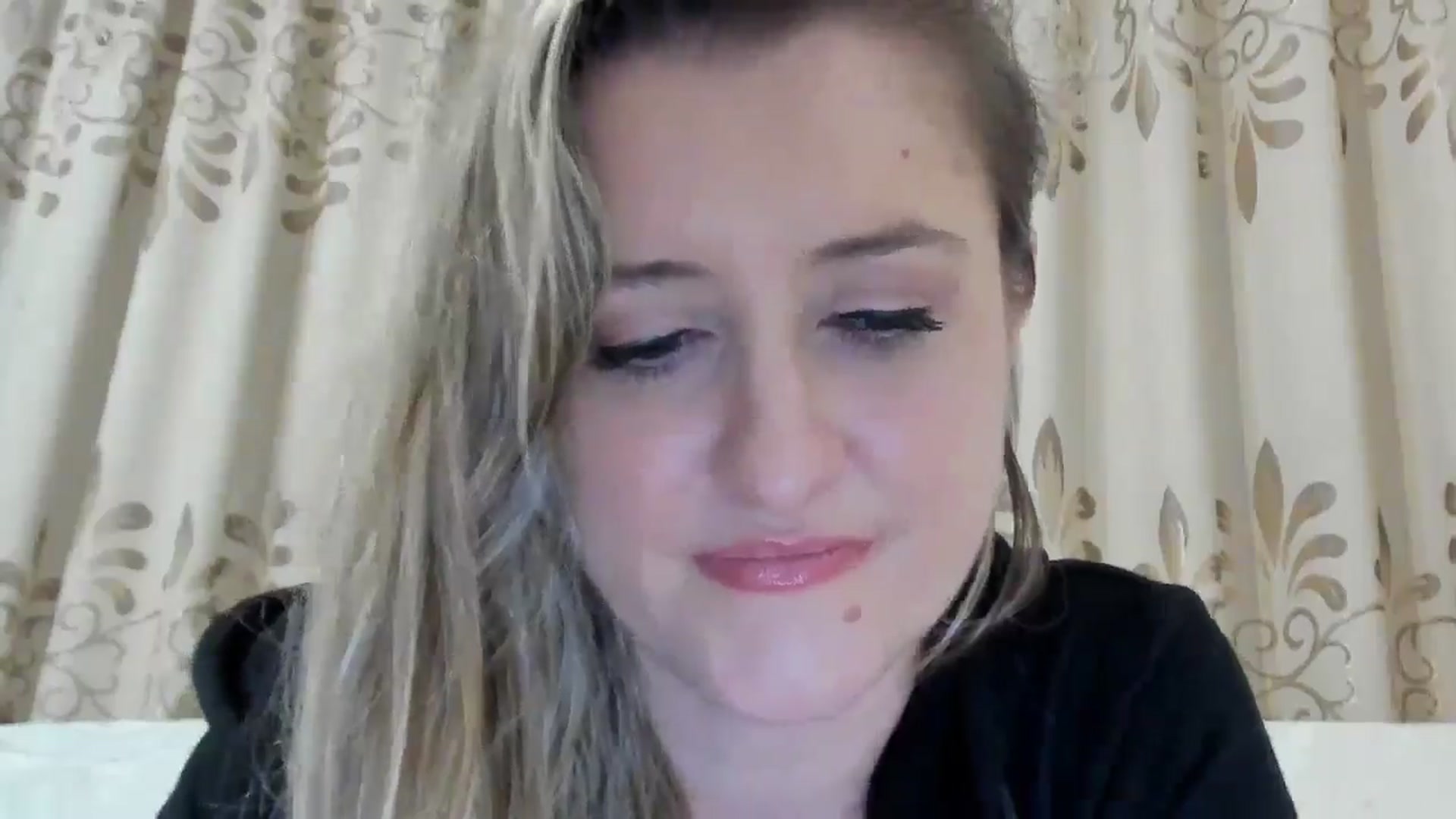 Gallery image thumbnail from BestDream's myfreecams stream on, 10/13/2025, 22:53 image 5 of 20