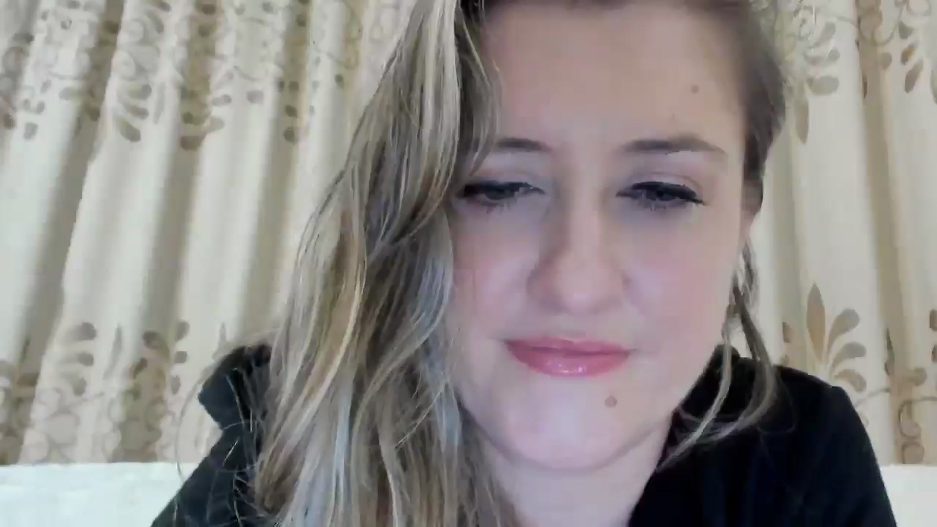 Gallery image thumbnail from BestDream's myfreecams stream on, 10/13/2025, 22:53 image 16 of 20