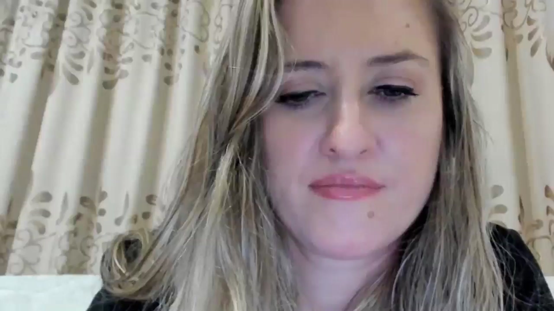 Gallery image thumbnail from BestDream's myfreecams stream on, 10/14/2025, 24:20 image 1 of 20
