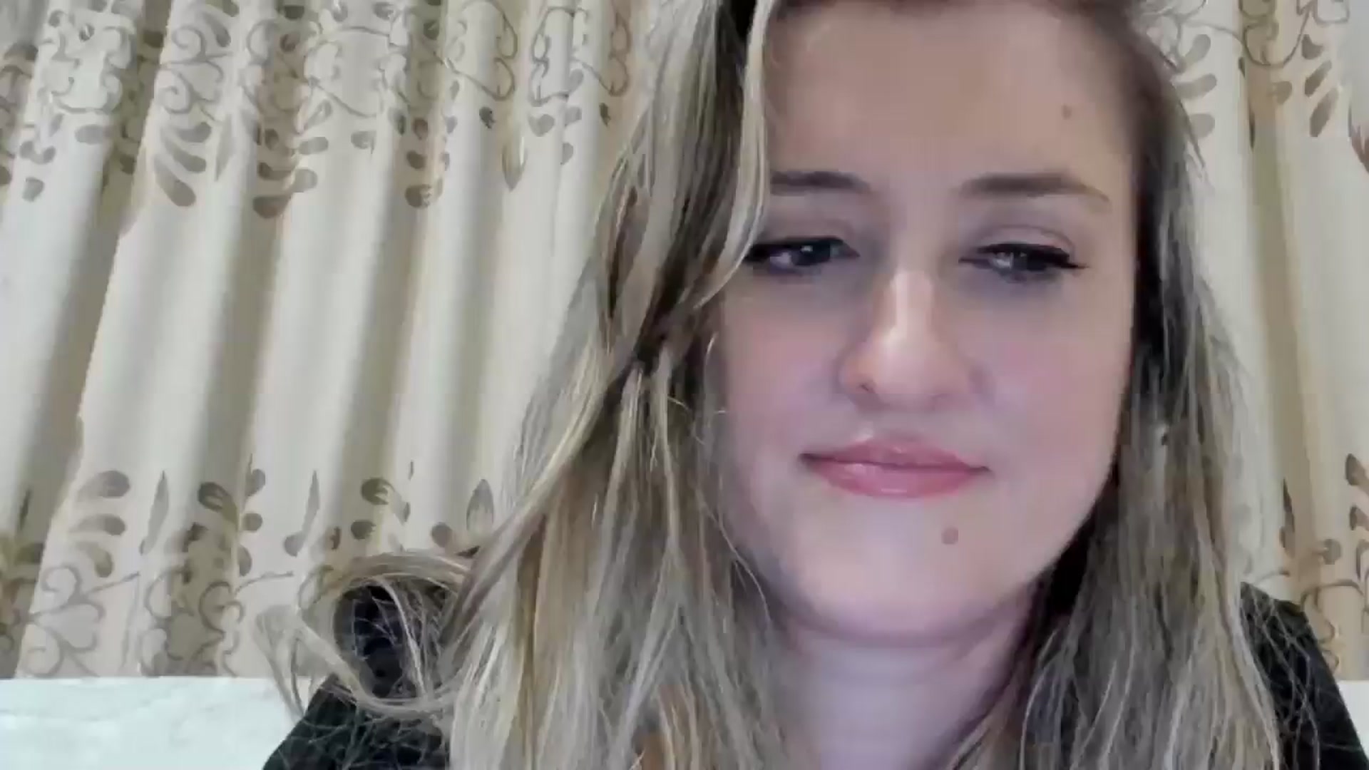 Gallery image thumbnail from BestDream's myfreecams stream on, 10/14/2025, 24:20 image 5 of 20