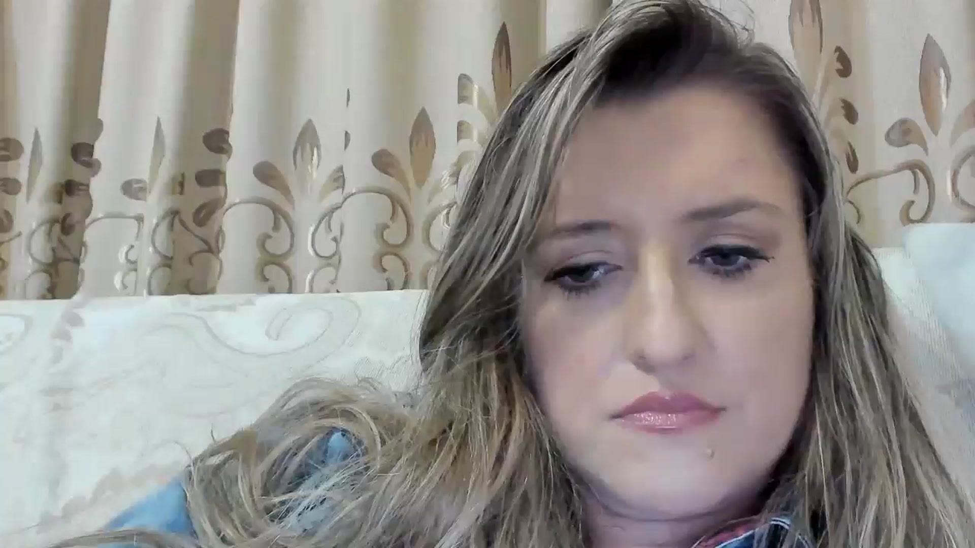 Gallery image thumbnail from BestDream's myfreecams stream on, 10/15/2025, 24:11 image 16 of 20