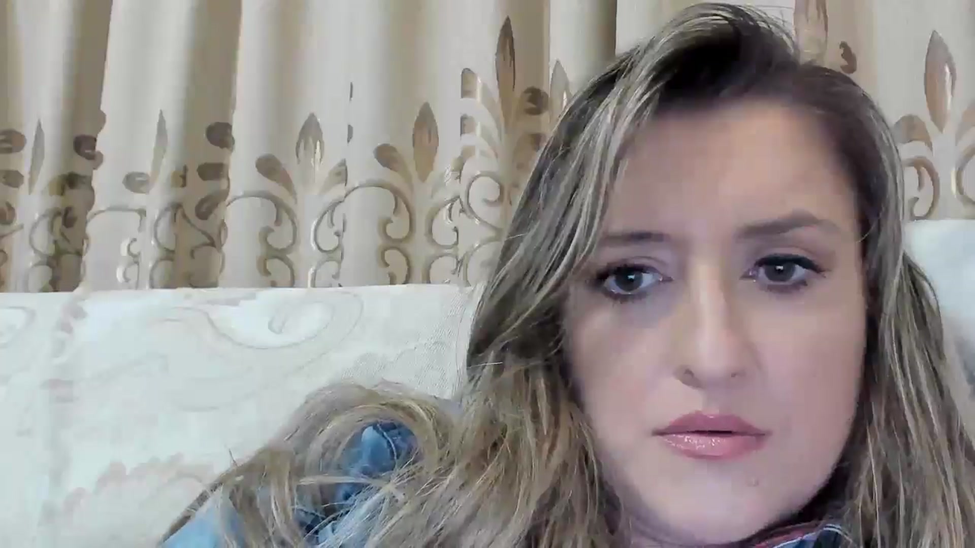 Gallery image thumbnail from BestDream's myfreecams stream on, 10/15/2025, 24:11 image 18 of 20