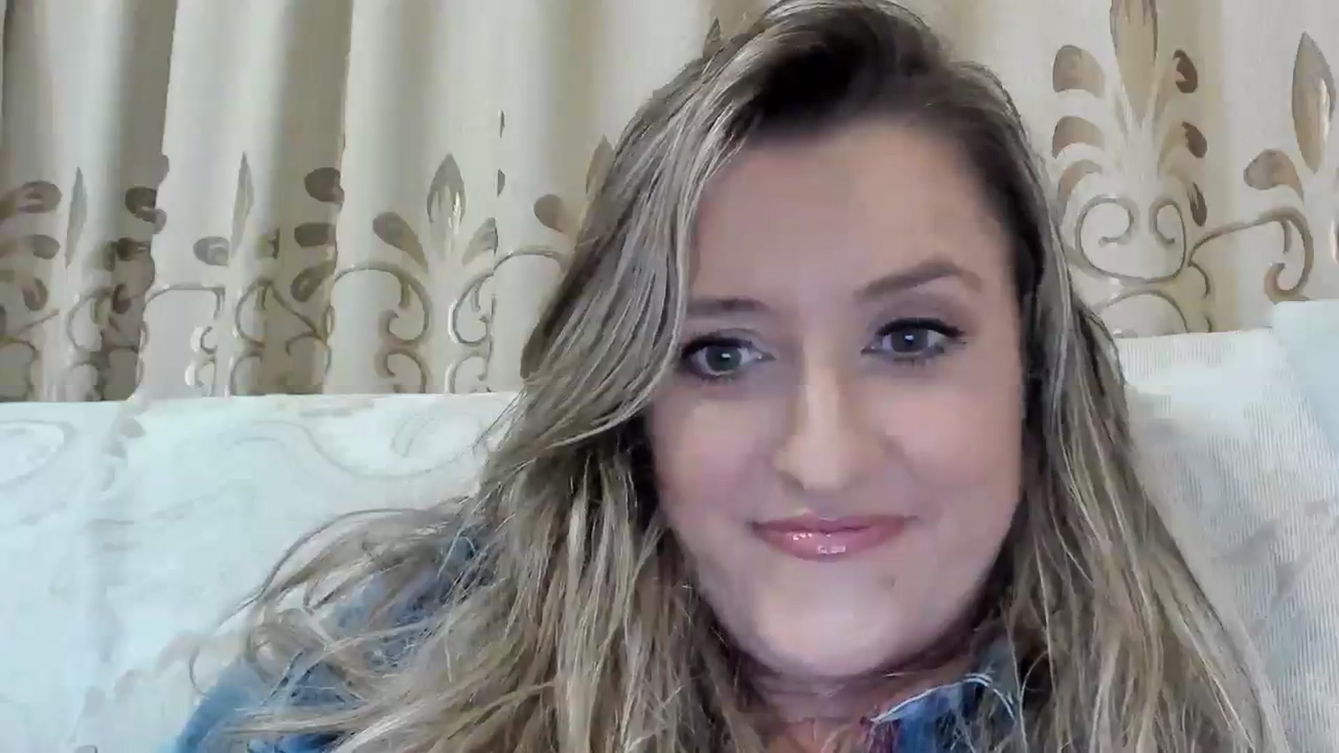 Gallery image thumbnail from BestDream's myfreecams stream on, 10/15/2025, 24:11 image 2 of 20