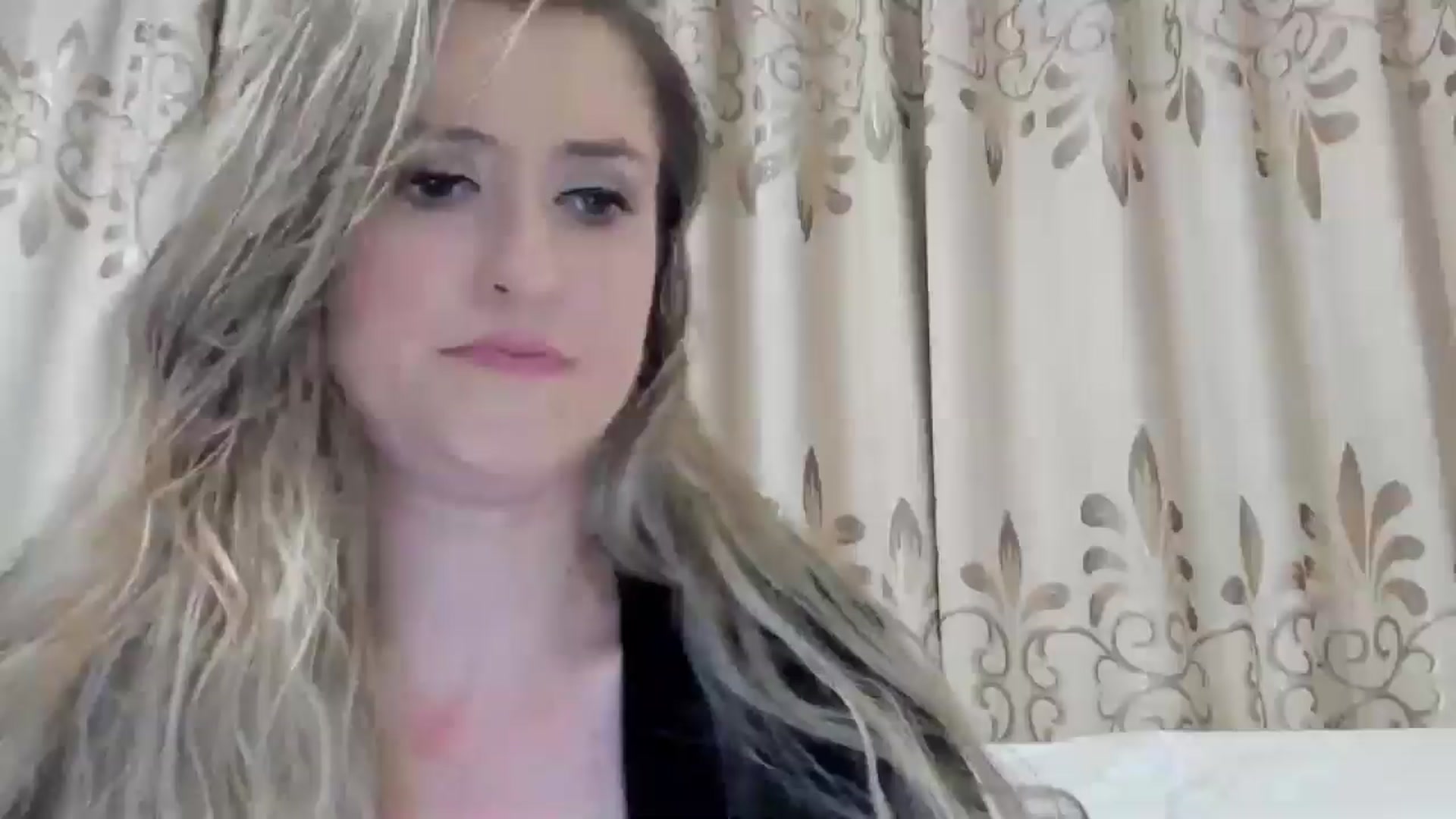 Gallery image thumbnail from BestDream's myfreecams stream on, 10/15/2025, 23:13 image 12 of 20