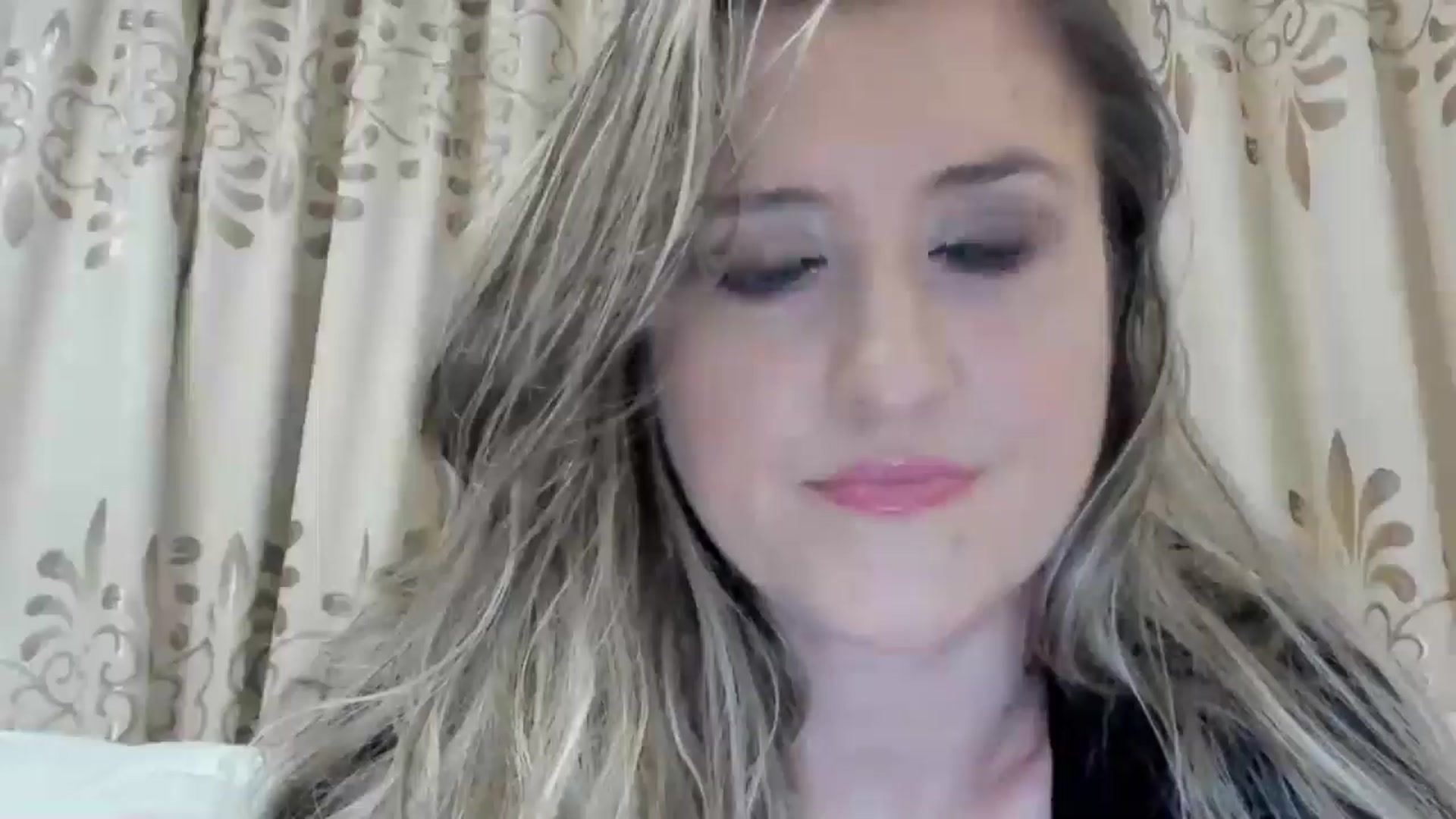 Gallery image thumbnail from BestDream's myfreecams stream on, 10/15/2025, 23:13 image 11 of 20