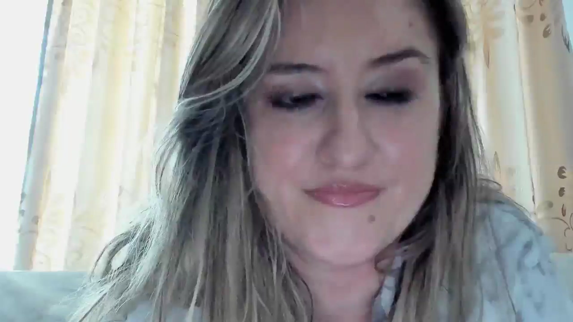 Gallery image thumbnail from BestDream's myfreecams stream on, 10/17/2025, 09:54 image 14 of 20