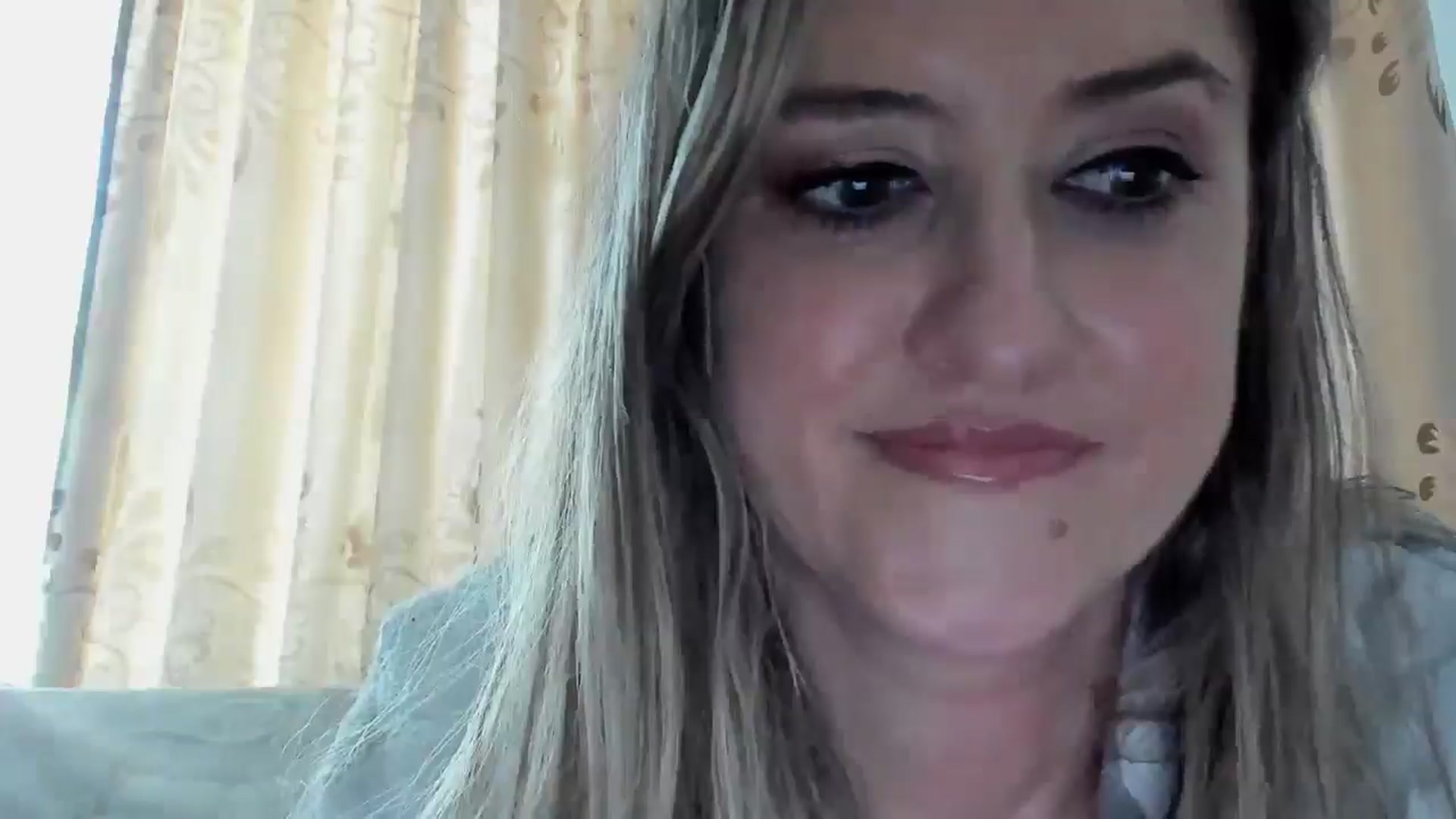 Gallery image thumbnail from BestDream's myfreecams stream on, 10/17/2025, 09:54 image 17 of 20