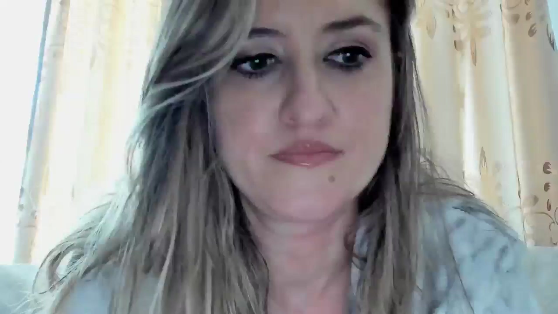 Gallery image thumbnail from BestDream's myfreecams stream on, 10/17/2025, 09:54 image 16 of 20