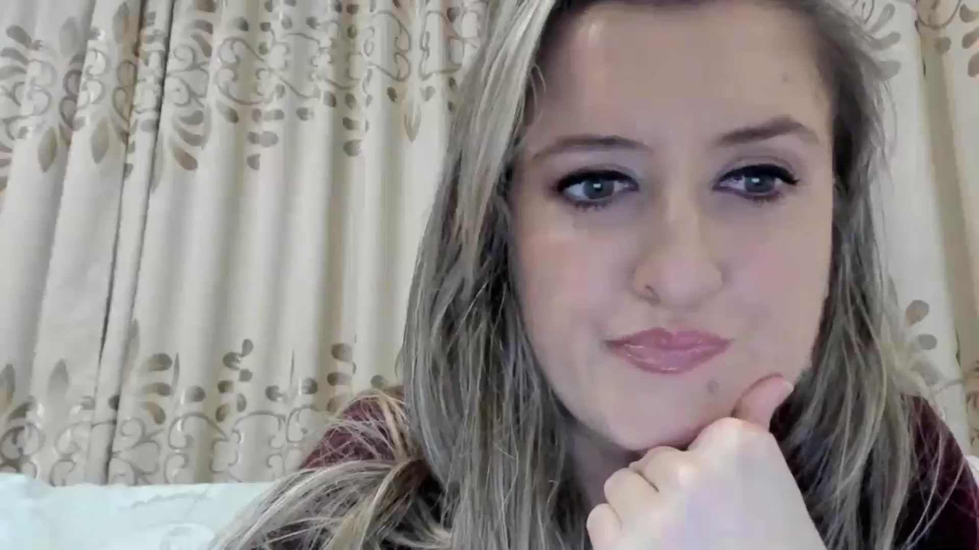 Gallery image thumbnail from BestDream's myfreecams stream on, 10/17/2025, 22:48 image 9 of 20