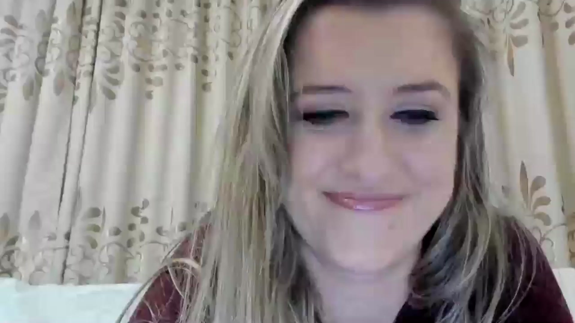 Gallery image thumbnail from BestDream's myfreecams stream on, 10/17/2025, 22:48 image 6 of 20