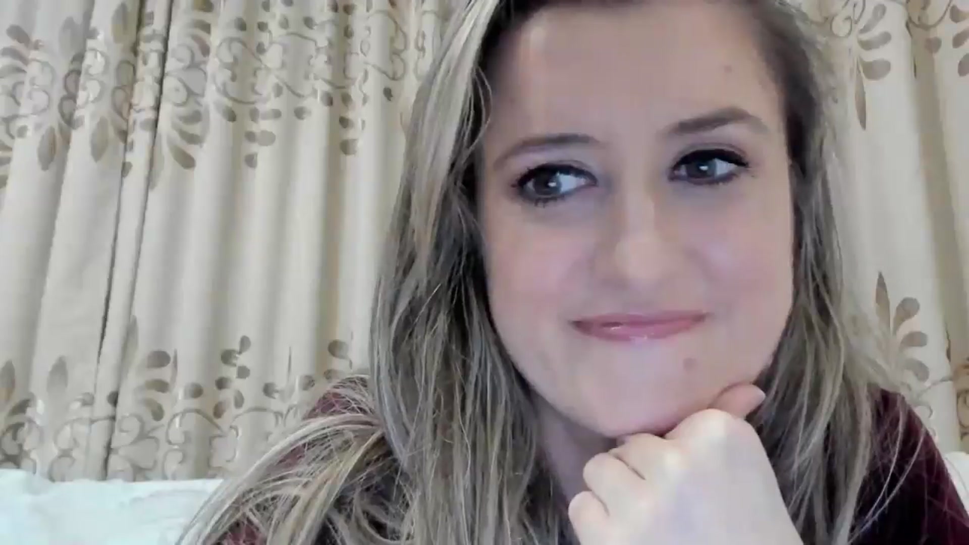 Gallery image thumbnail from BestDream's myfreecams stream on, 10/17/2025, 22:48 image 8 of 20