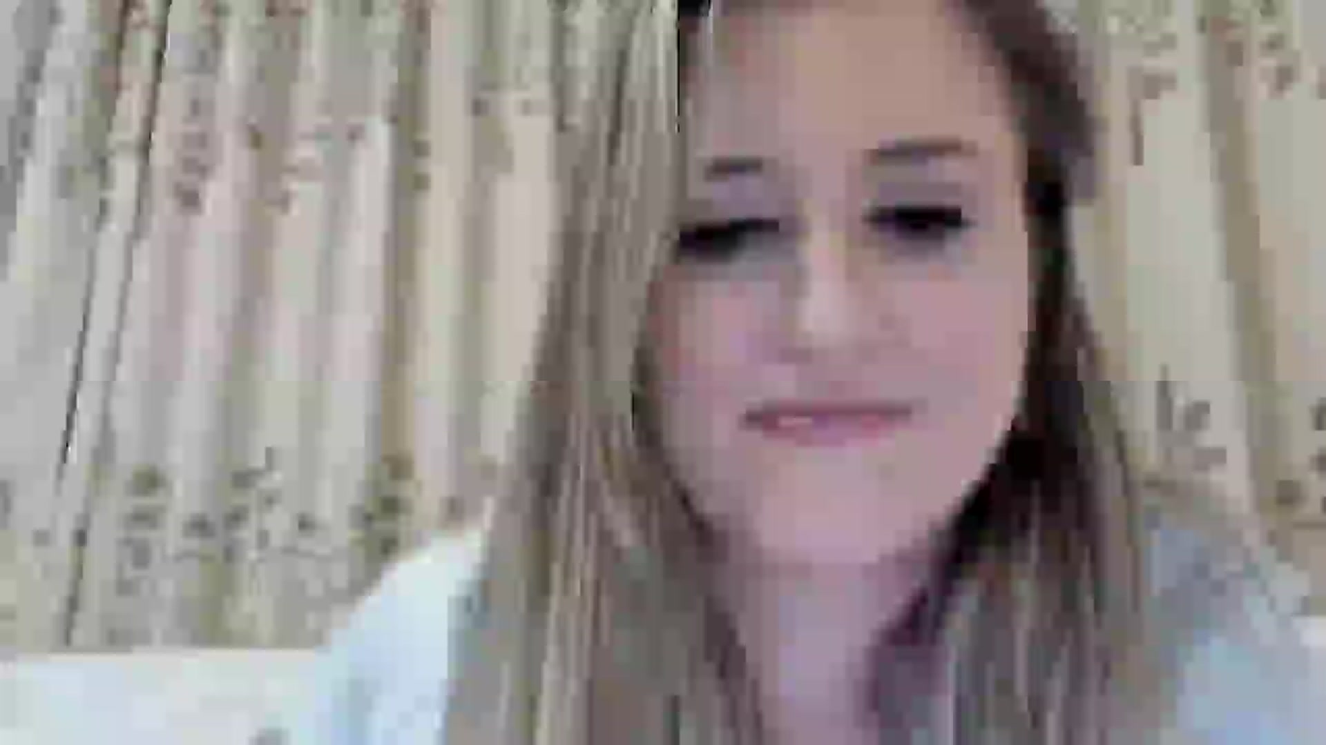 Gallery image thumbnail from BestDream's myfreecams stream on, 10/18/2025, 01:31 image 19 of 20