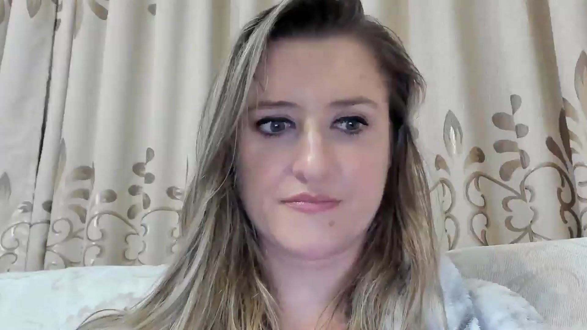 Gallery image thumbnail from BestDream's myfreecams stream on, 10/18/2025, 02:47 image 7 of 20