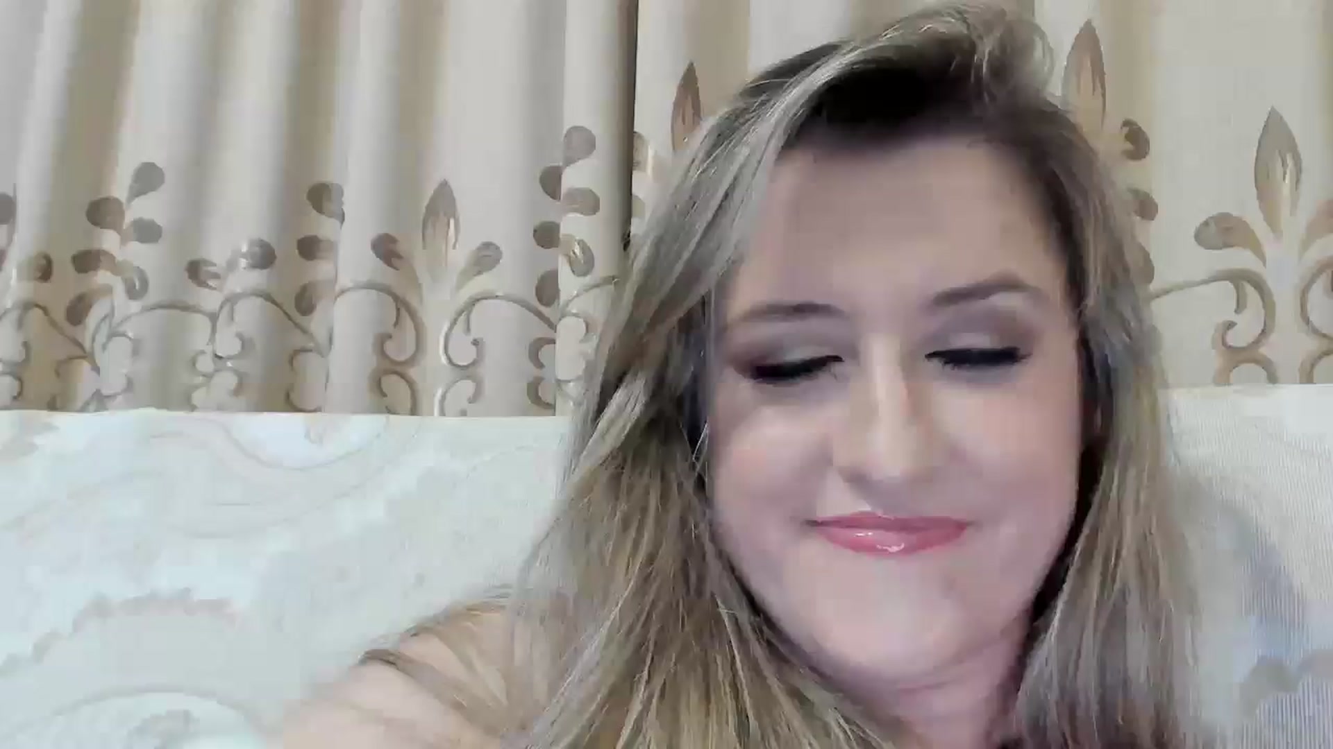 Gallery image thumbnail from BestDream's myfreecams stream on, 10/18/2025, 23:57 image 19 of 20