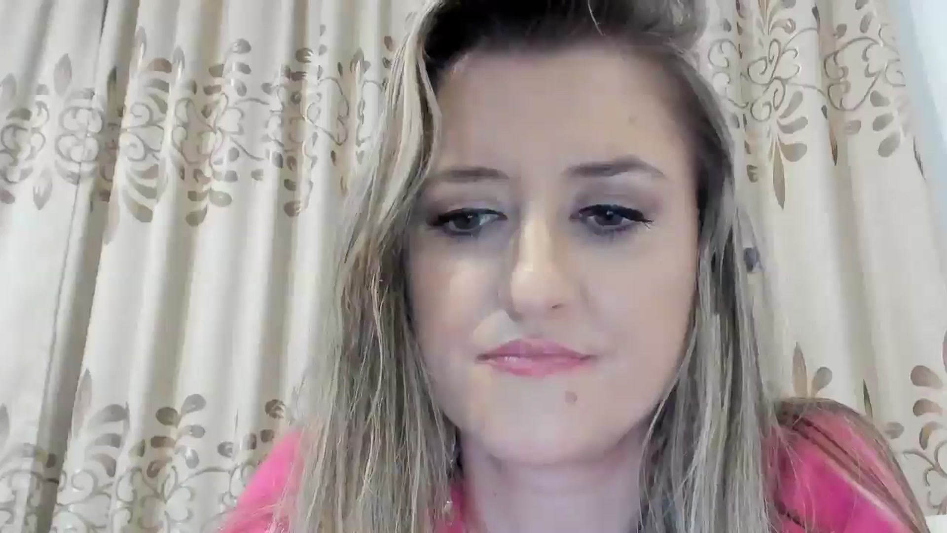 Gallery image thumbnail from BestDream's myfreecams stream on, 10/19/2025, 22:59 image 9 of 20