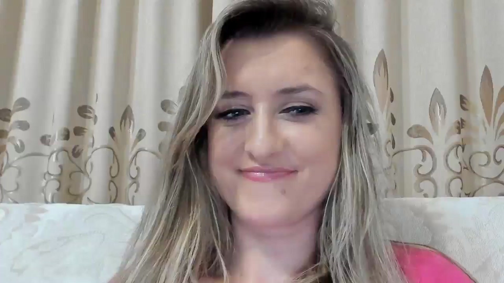 Gallery image thumbnail from BestDream's myfreecams stream on, 10/19/2025, 22:59 image 17 of 20