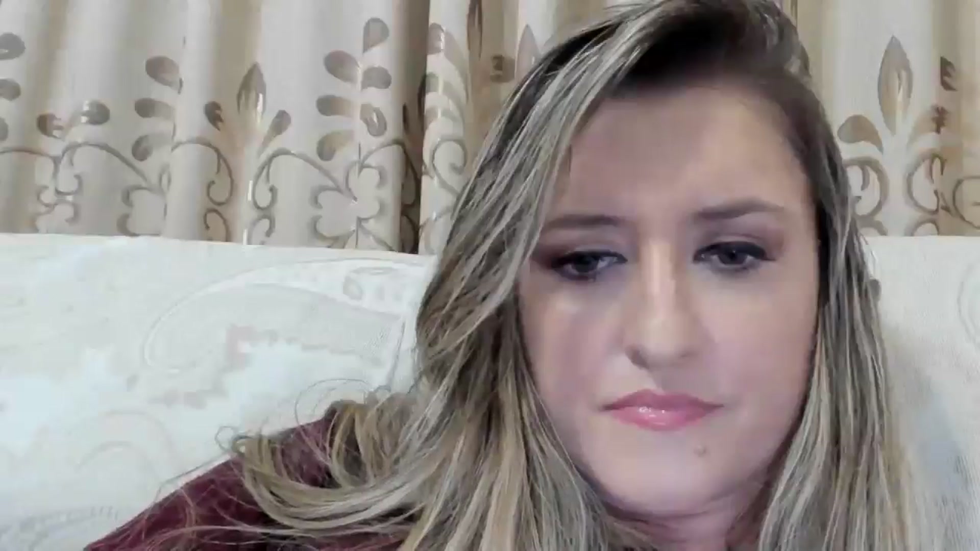 Gallery image thumbnail from BestDream's myfreecams stream on, 10/22/2025, 24:10 image 18 of 20