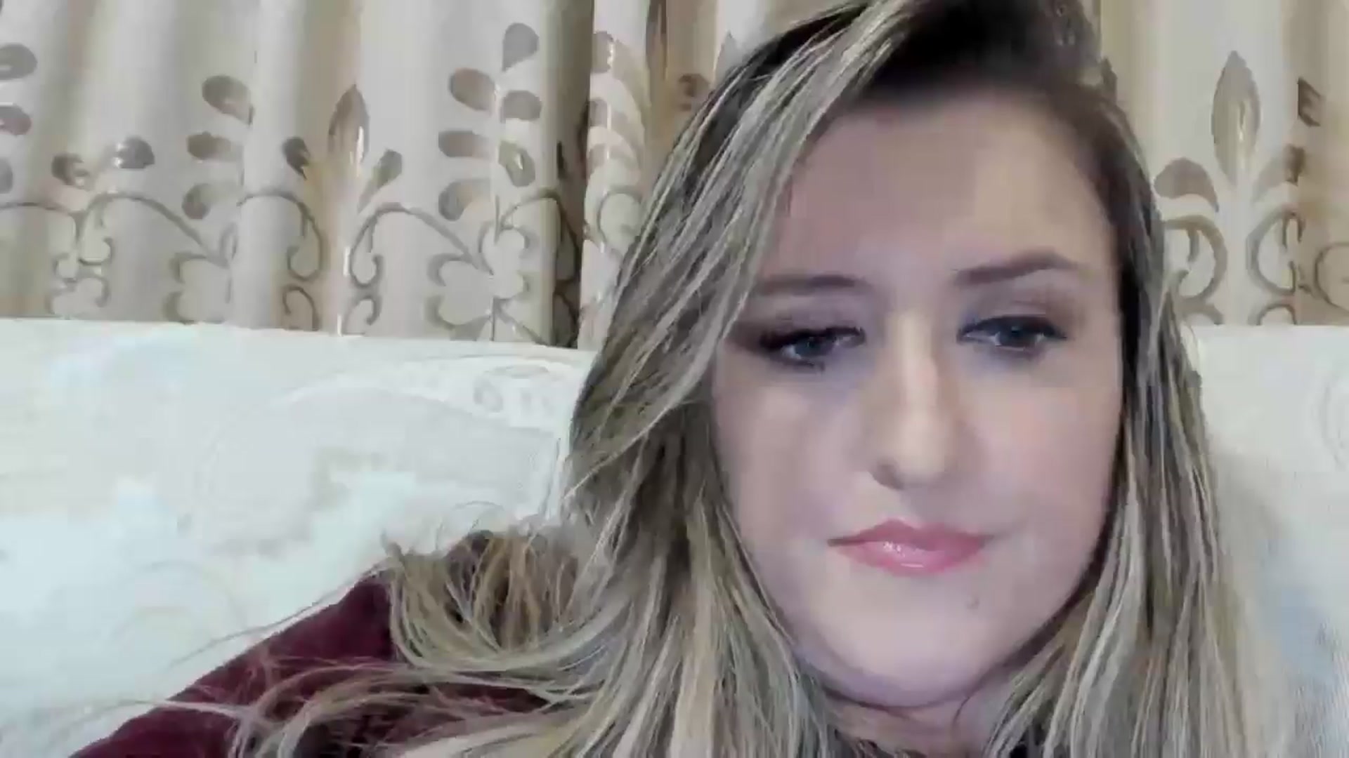 Gallery image thumbnail from BestDream's myfreecams stream on, 10/22/2025, 24:10 image 12 of 20