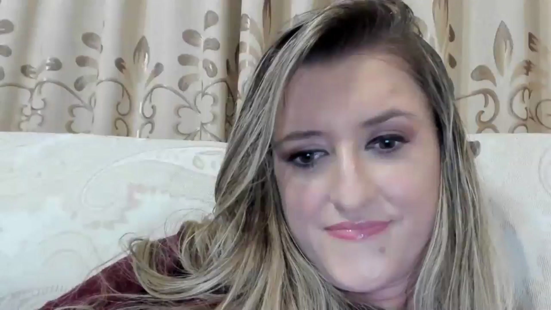Gallery image thumbnail from BestDream's myfreecams stream on, 10/22/2025, 24:10 image 15 of 20