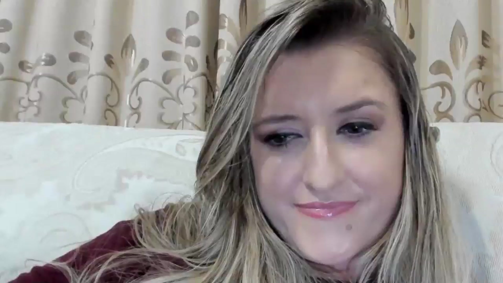 Gallery image thumbnail from BestDream's myfreecams stream on, 10/22/2025, 24:10 image 10 of 20