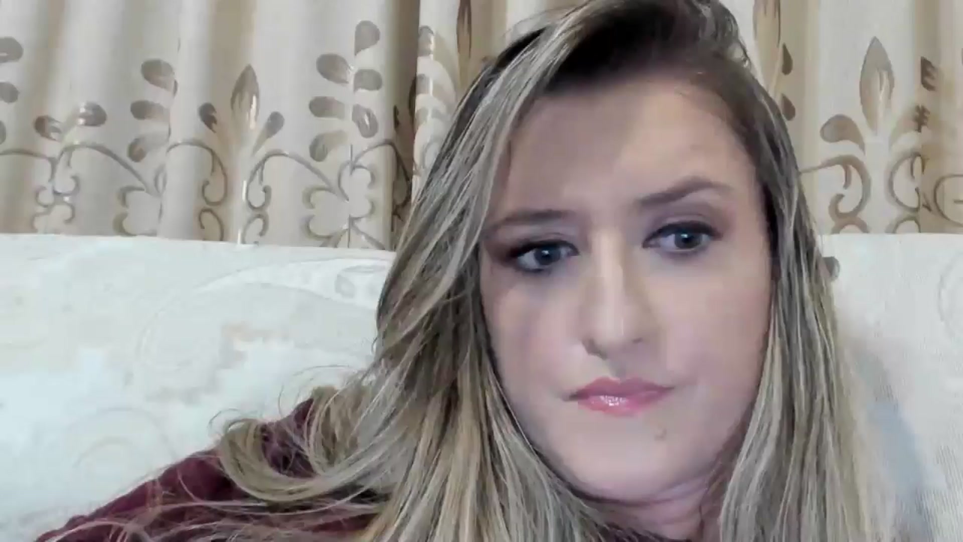 Gallery image thumbnail from BestDream's myfreecams stream on, 10/22/2025, 24:10 image 14 of 20