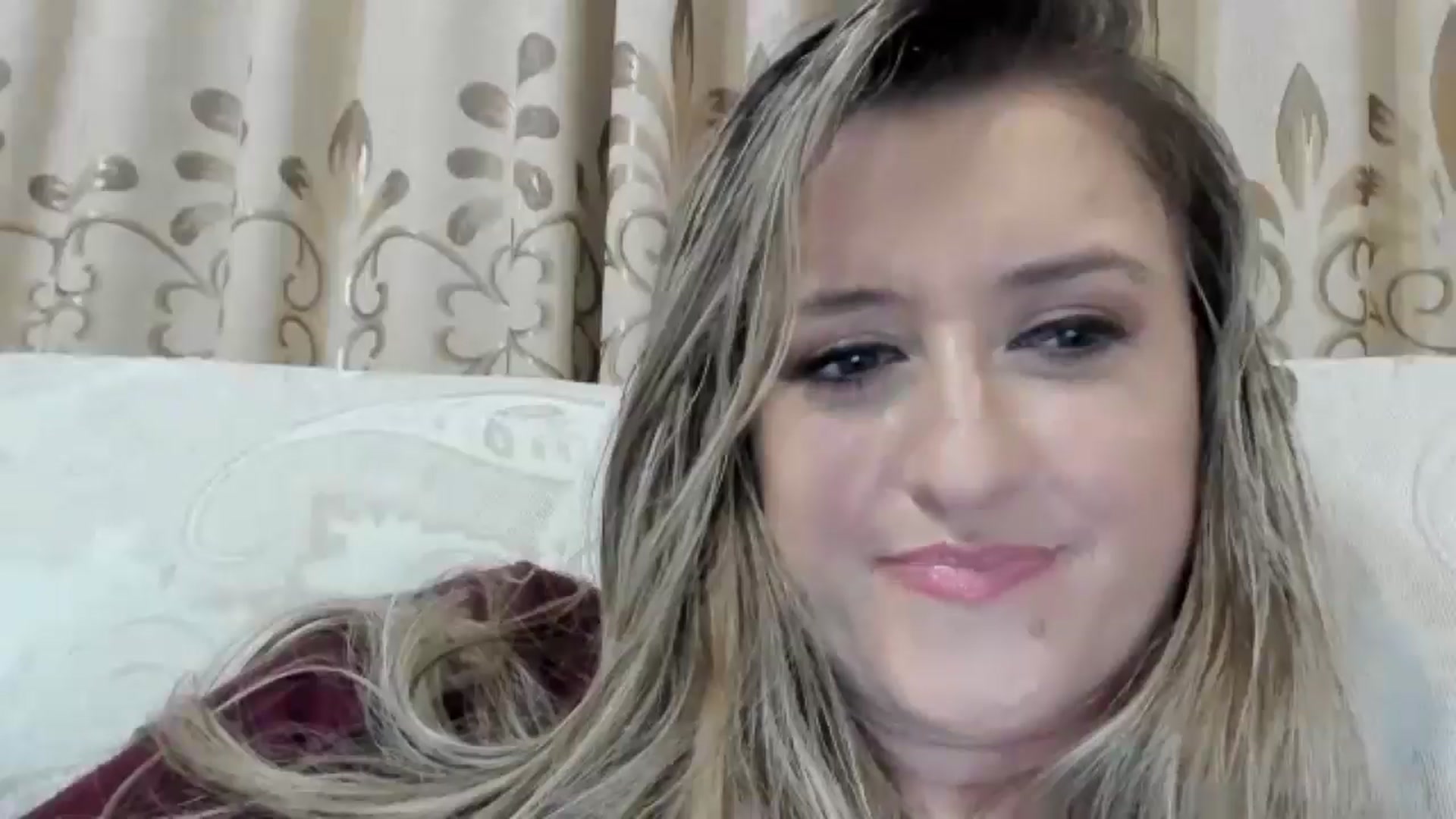 Gallery image thumbnail from BestDream's myfreecams stream on, 10/22/2025, 01:19 image 15 of 20