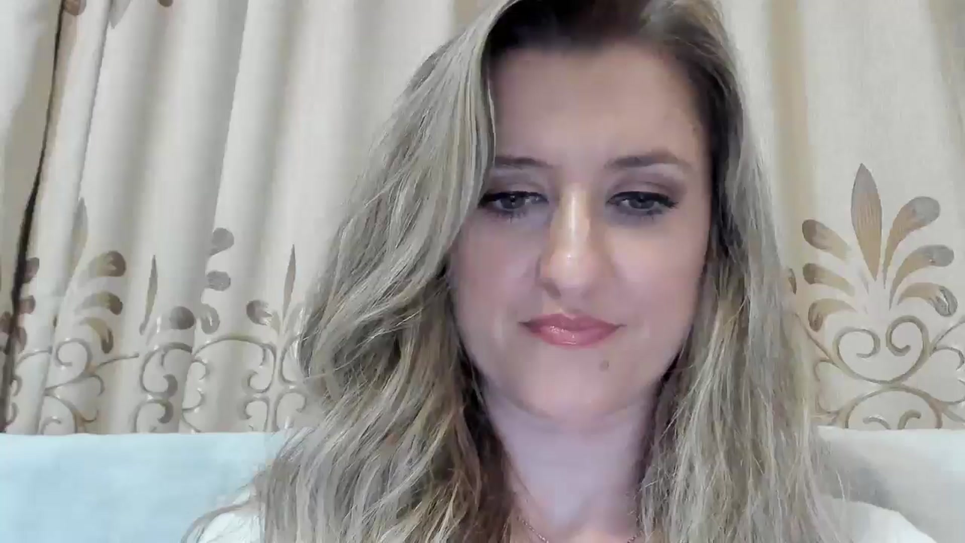 Gallery image thumbnail from BestDream's myfreecams stream on, 10/23/2025, 23:00 image 15 of 20
