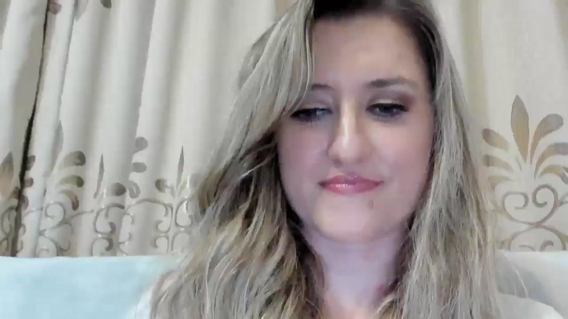 Gallery image thumbnail from BestDream's myfreecams stream on, 10/23/2025, 23:42 image 9 of 20