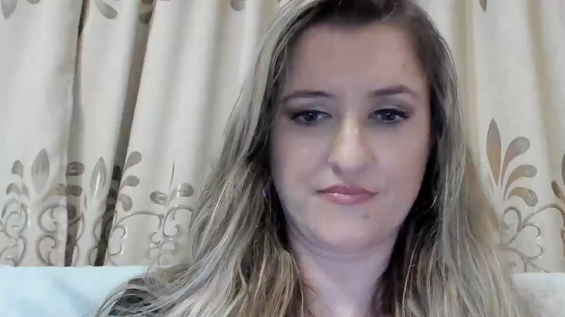 Gallery image thumbnail from BestDream's myfreecams stream on, 10/24/2025, 21:22 image 19 of 20