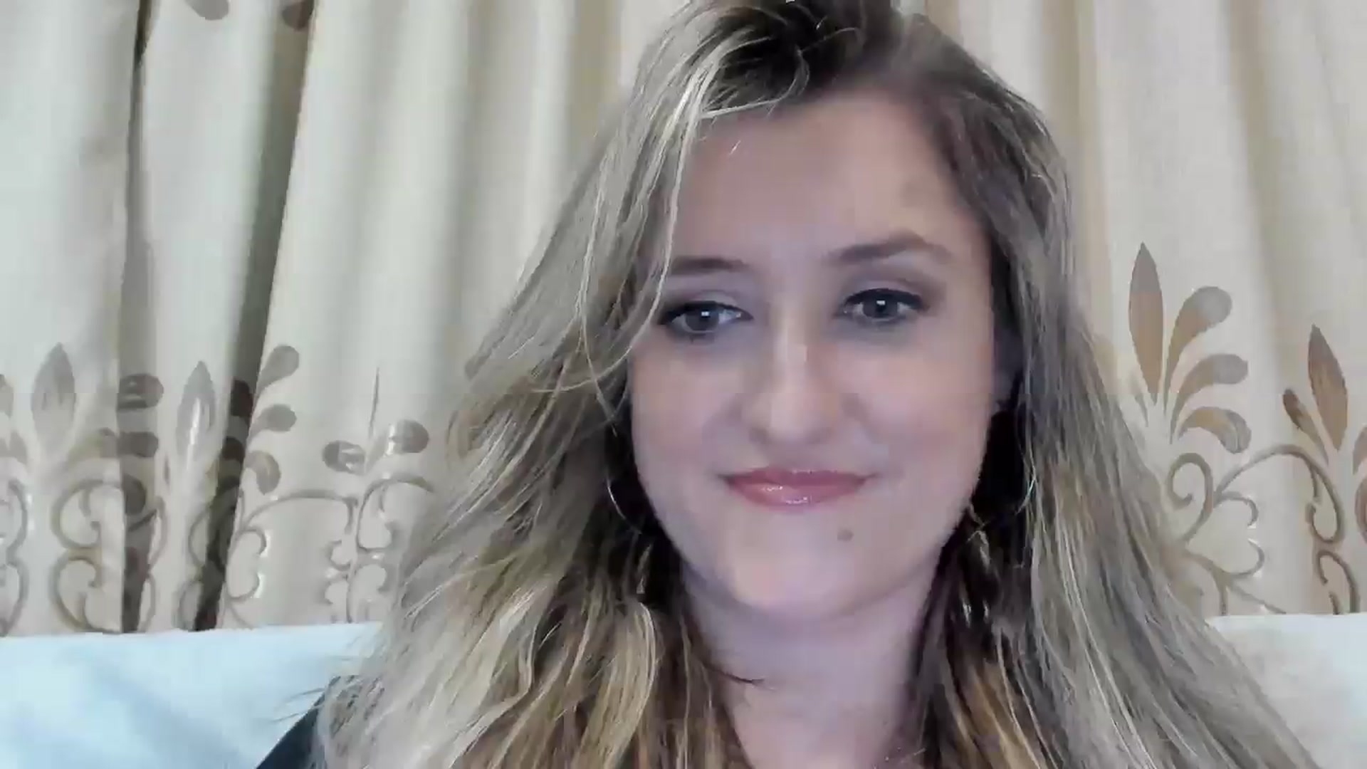Gallery image thumbnail from BestDream's myfreecams stream on, 10/24/2025, 21:22 image 2 of 20